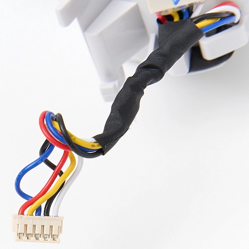 Правое колесо для Roborock Q8 / Q8 Plus - белое, оригинал